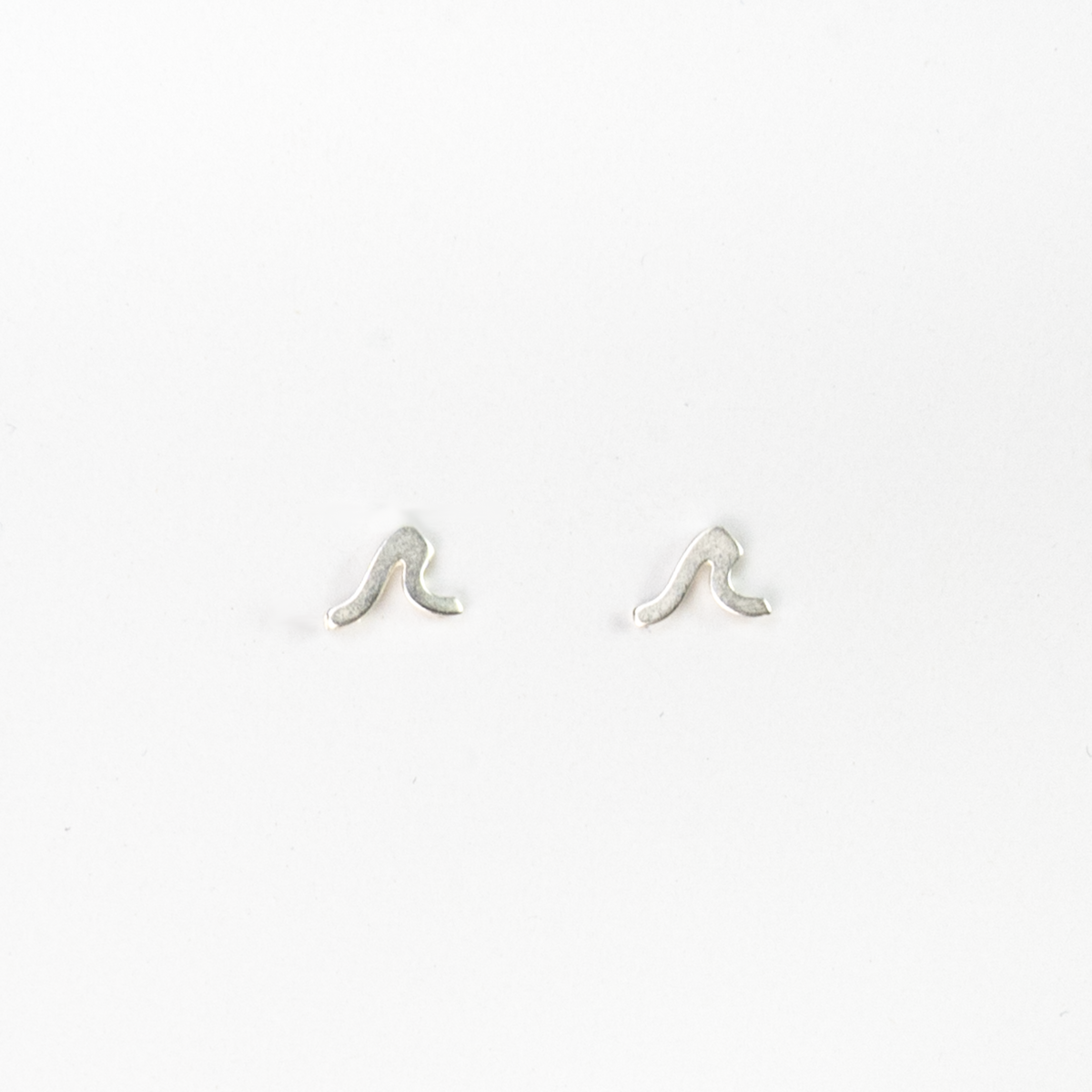 Wellen Ohrstecker